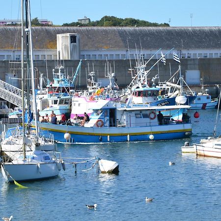 Votre Vue, La Mer, Les Bateaux !!! Wir Sprechen Flieben Deutsch, Touristentipps, We Speak English Concarneau Exterior foto