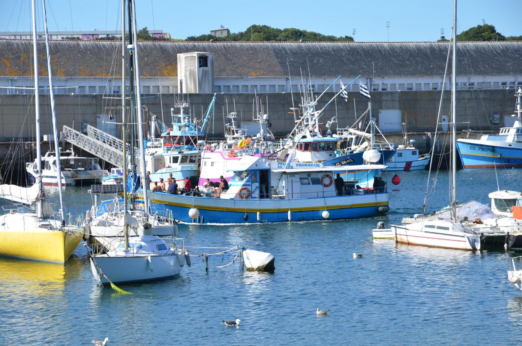 Votre Vue, La Mer, Les Bateaux !!! Wir Sprechen Flieben Deutsch, Touristentipps, We Speak English Concarneau Exterior foto